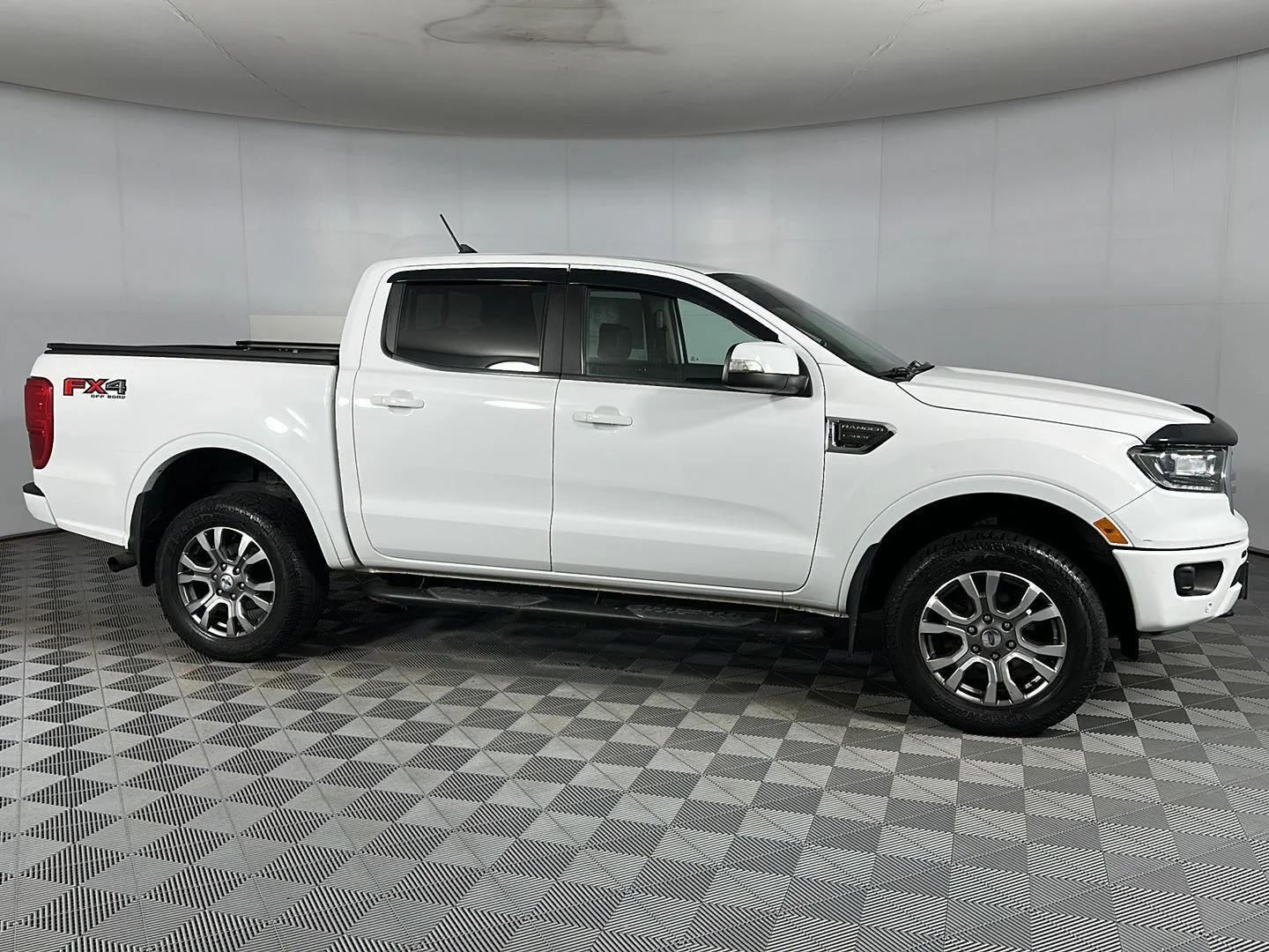 Used 2019 Oxford White Ford LARIAT image 11
