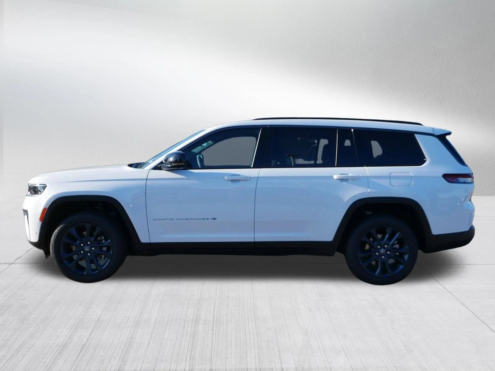 New 2026 Bright White Clear-Coat Exterior Paint Jeep 85th Anniversary Edition image 4