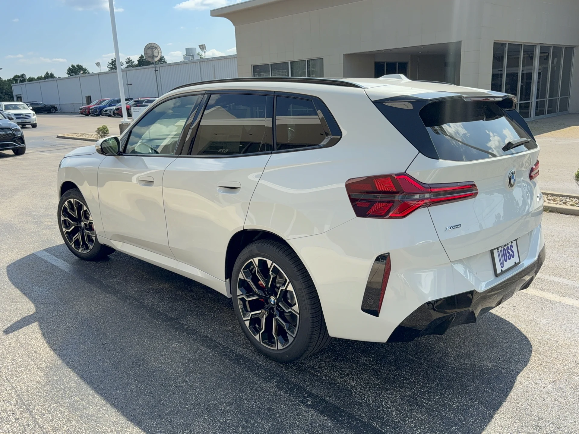 New 2026 Alpine White BMW 30 xDrive image 7