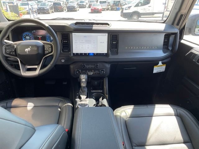 New 2025 Azure Gray Metallic Tri-Coat Ford Badlands® image 10