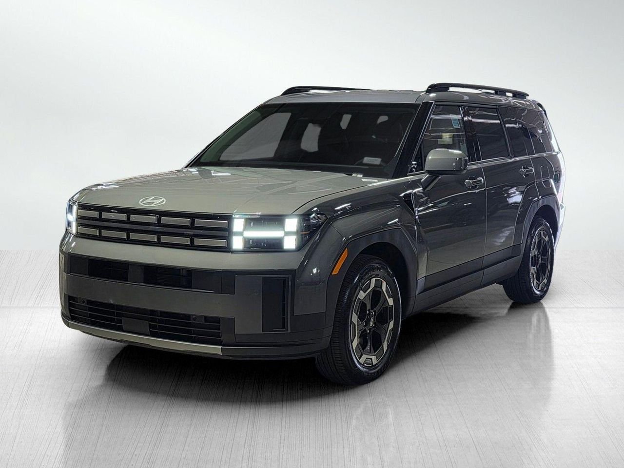 New 2026 Hampton Gray Hyundai SEL FWD image 3