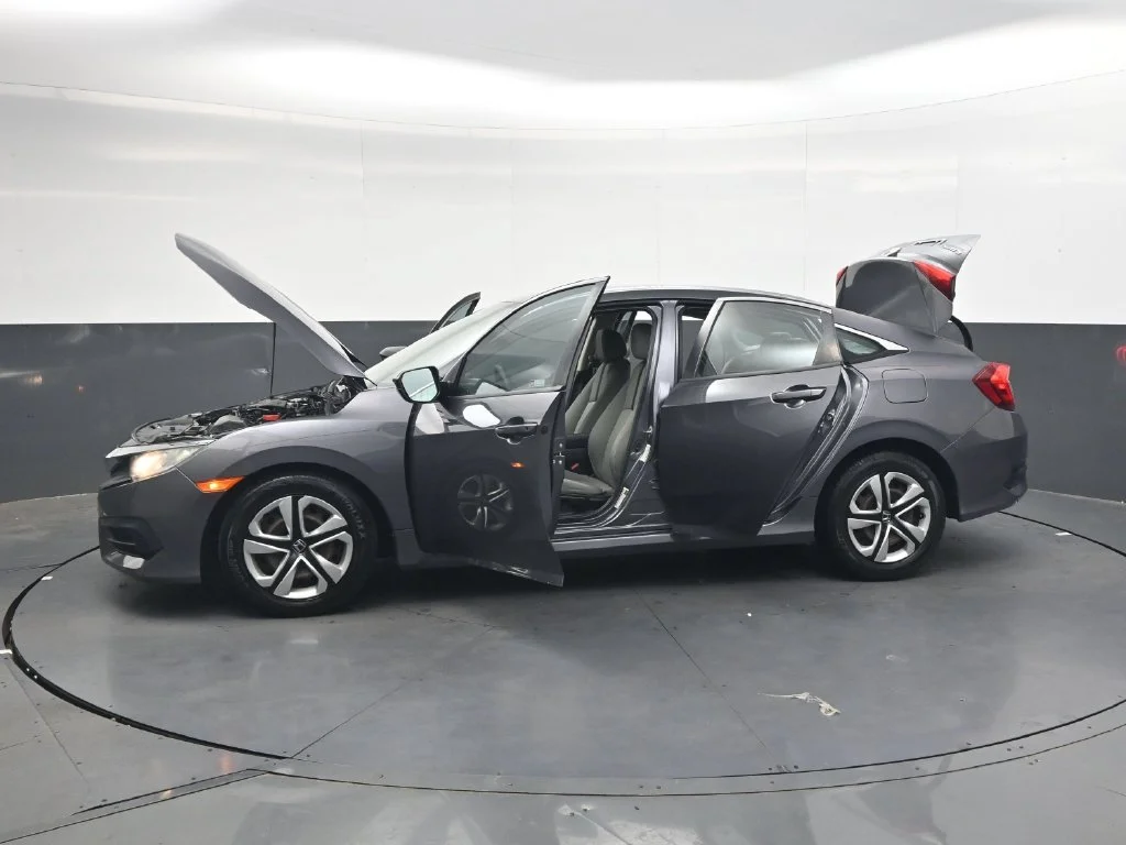 Certified Used 2018 Lunar Silver Metallic Honda LX image 38