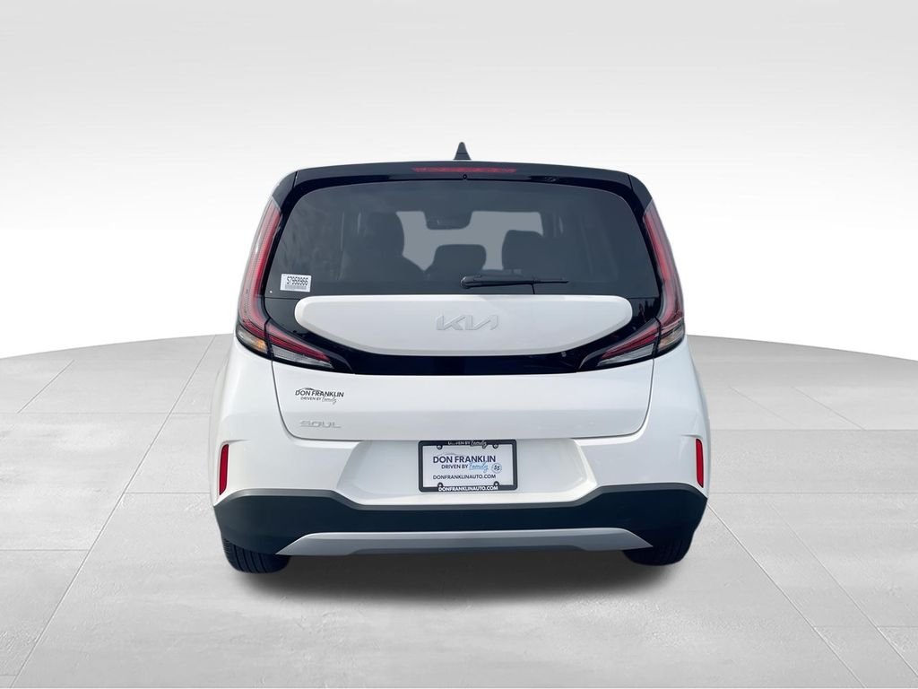 Used 2025 White Kia LX image 7