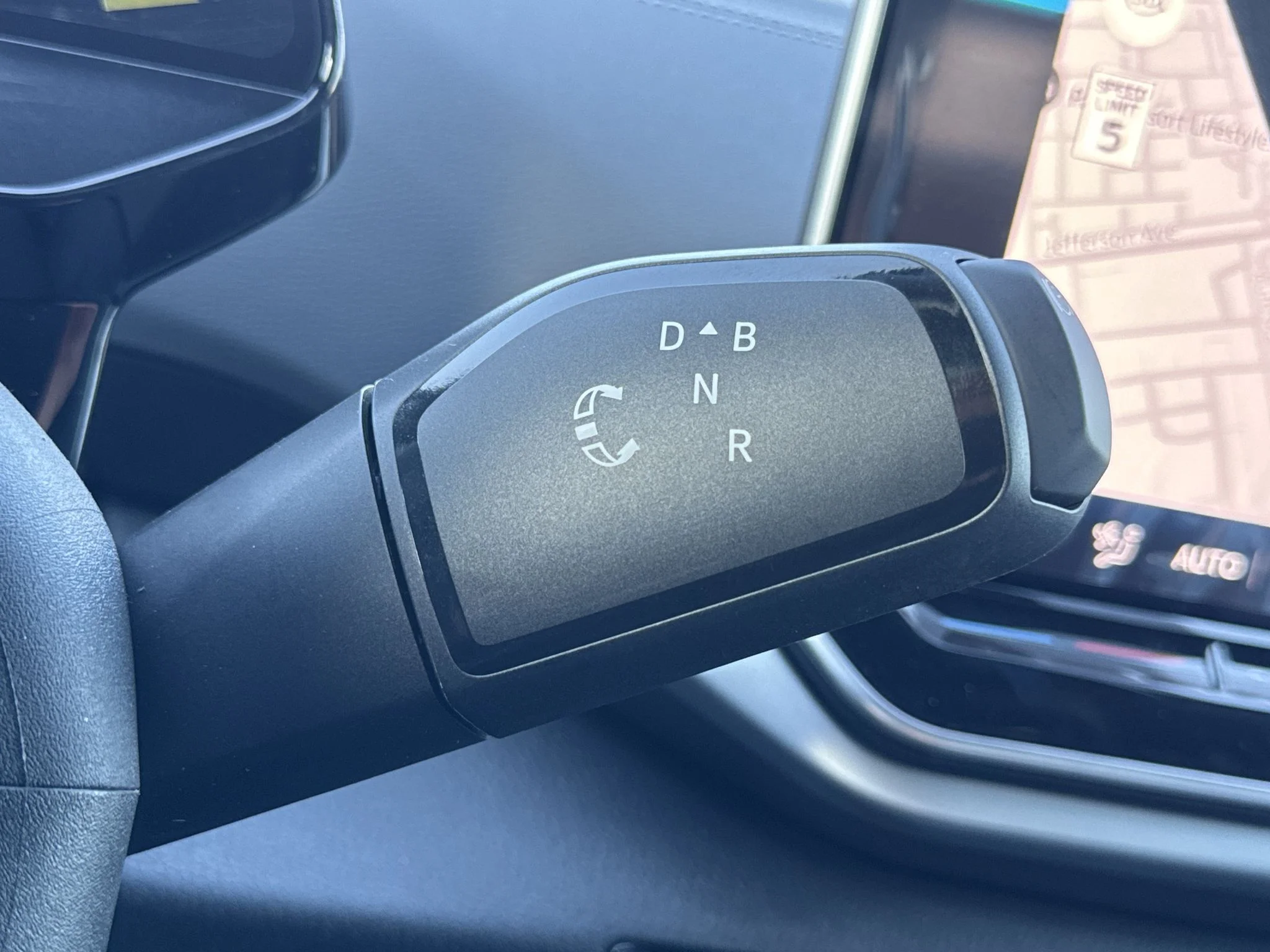 New 2026 Opal White Pearl Volkswagen Pro image 28