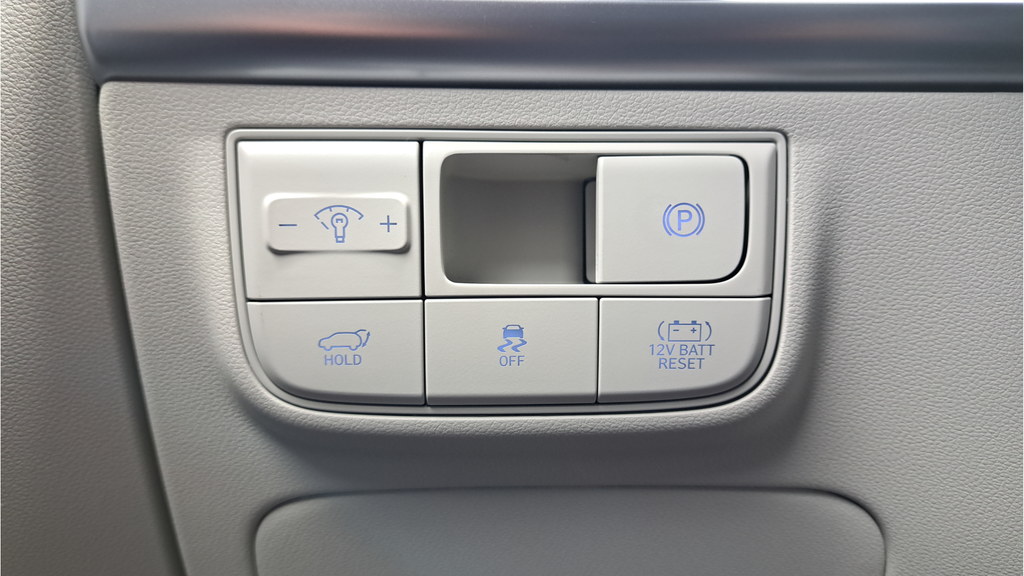 New 2026 Gray Hyundai SEL Convenience image 24