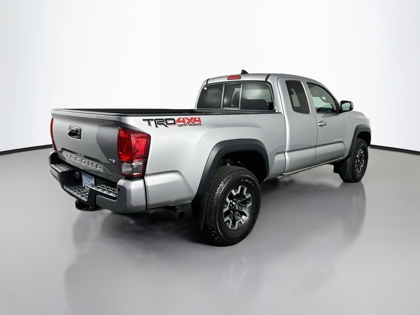 Used 2016 Silver Sky Metallic Toyota TRD Off-Road image 7