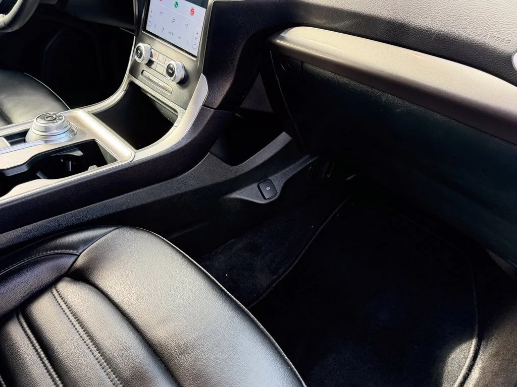 Used 2024 Gray Ford SEL image 39