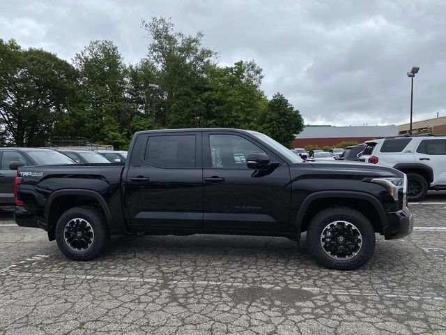 New 2026 Midnight Black Metallic Toyota SR5 image 2