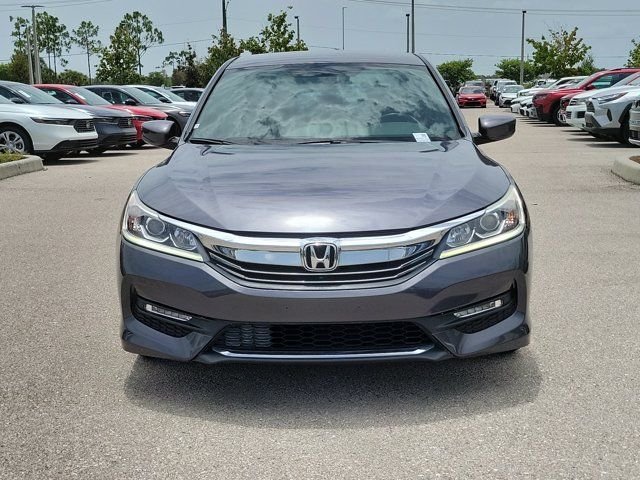 Used 2017 Modern Steel Metallic Honda Sport image 2