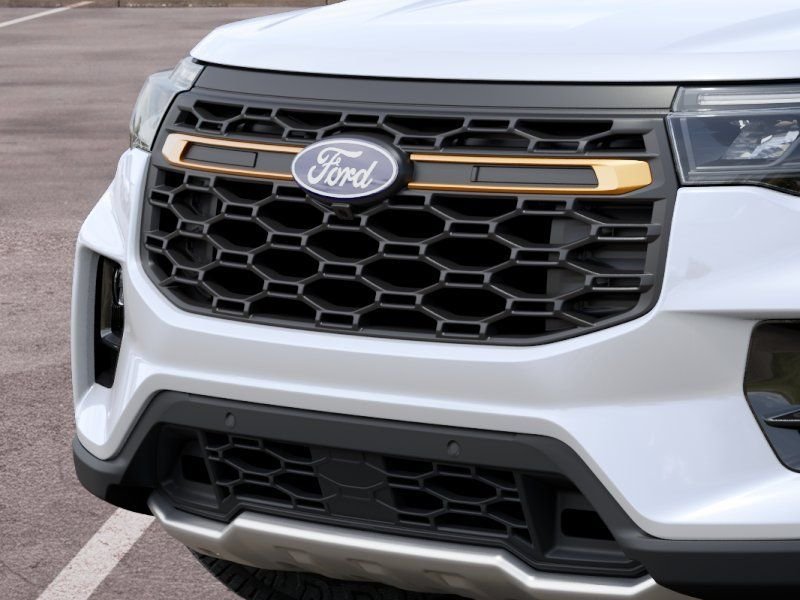 New 2027 Star White Metallic Tri-Coat Ford Tremor® image 45