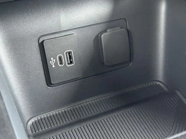 New 2026 Black Ford Active image 22