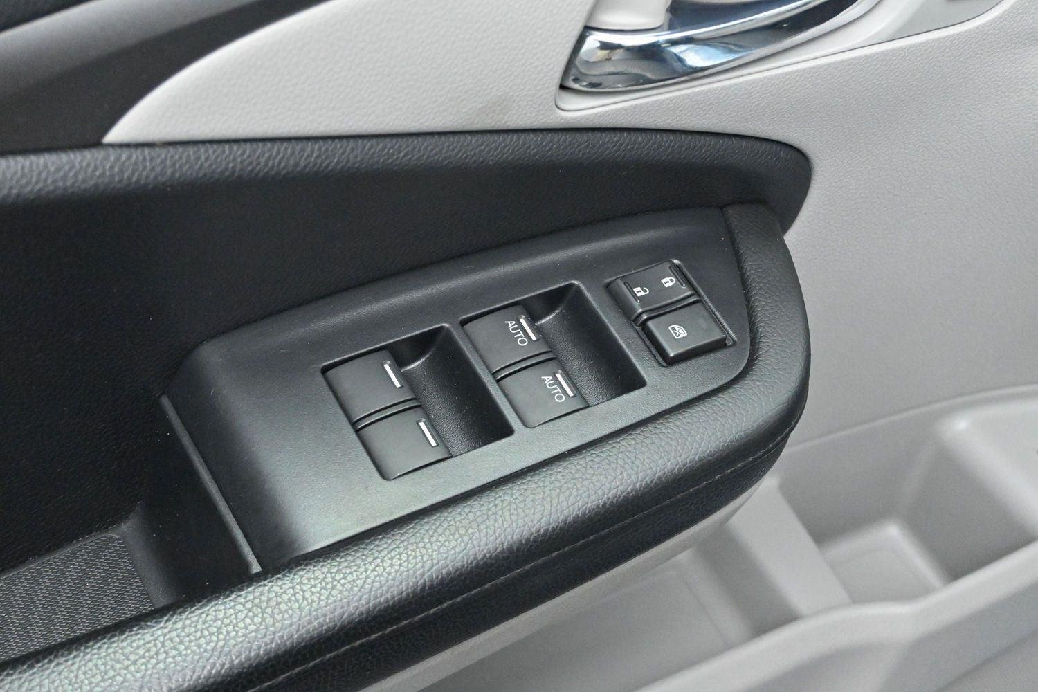 Used 2020 Steel Sapphire Metallic Honda EX-L image 11