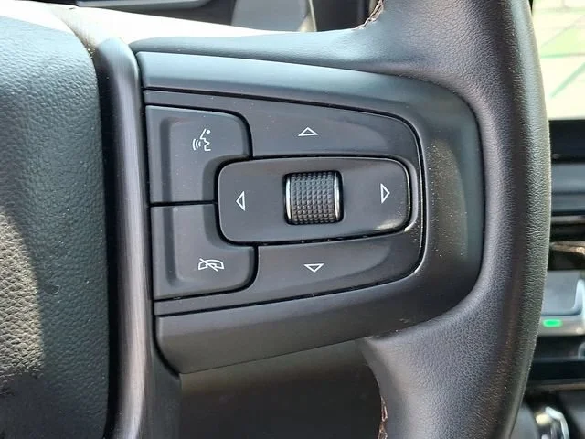 Used 2023 Summit White GMC AT4 image 24