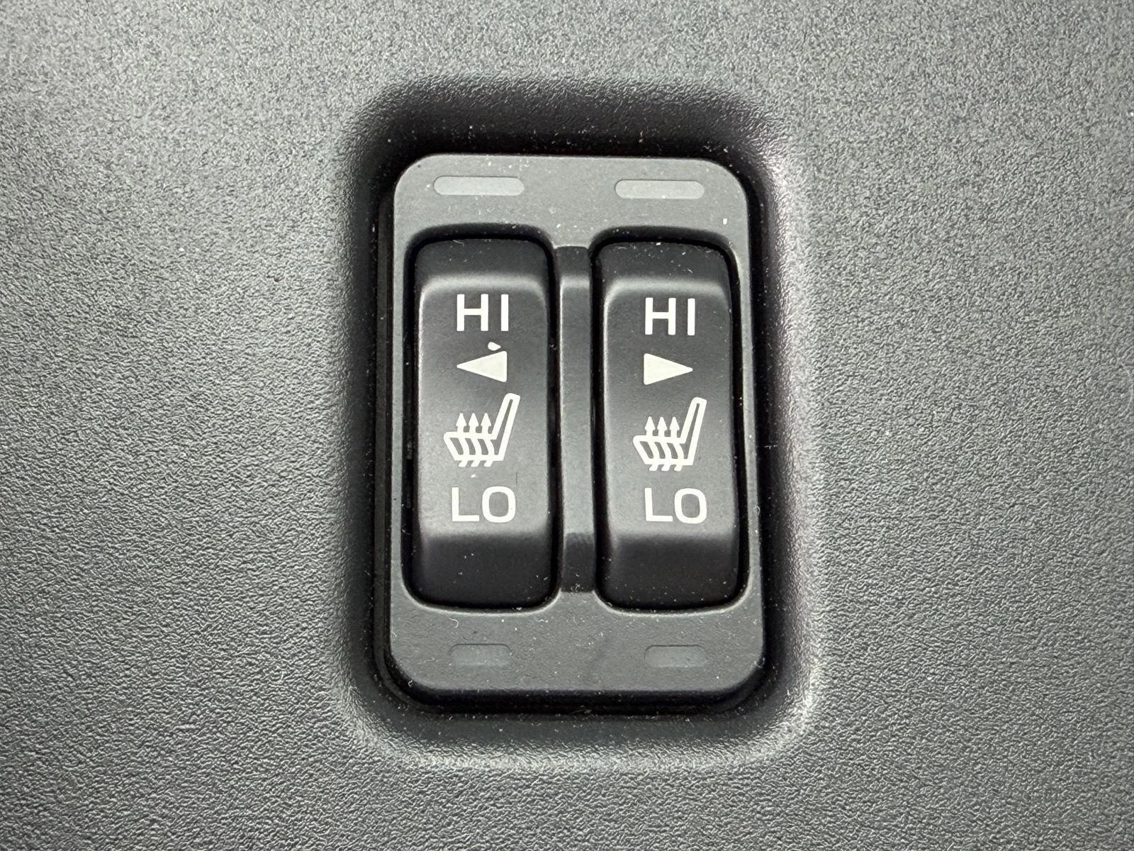 Used 2025 Raven Toyota Premium image 8