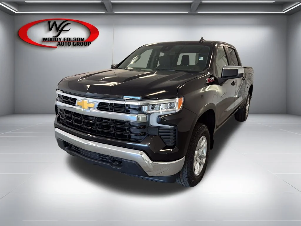 New 2026 Black Chevrolet LT image 3
