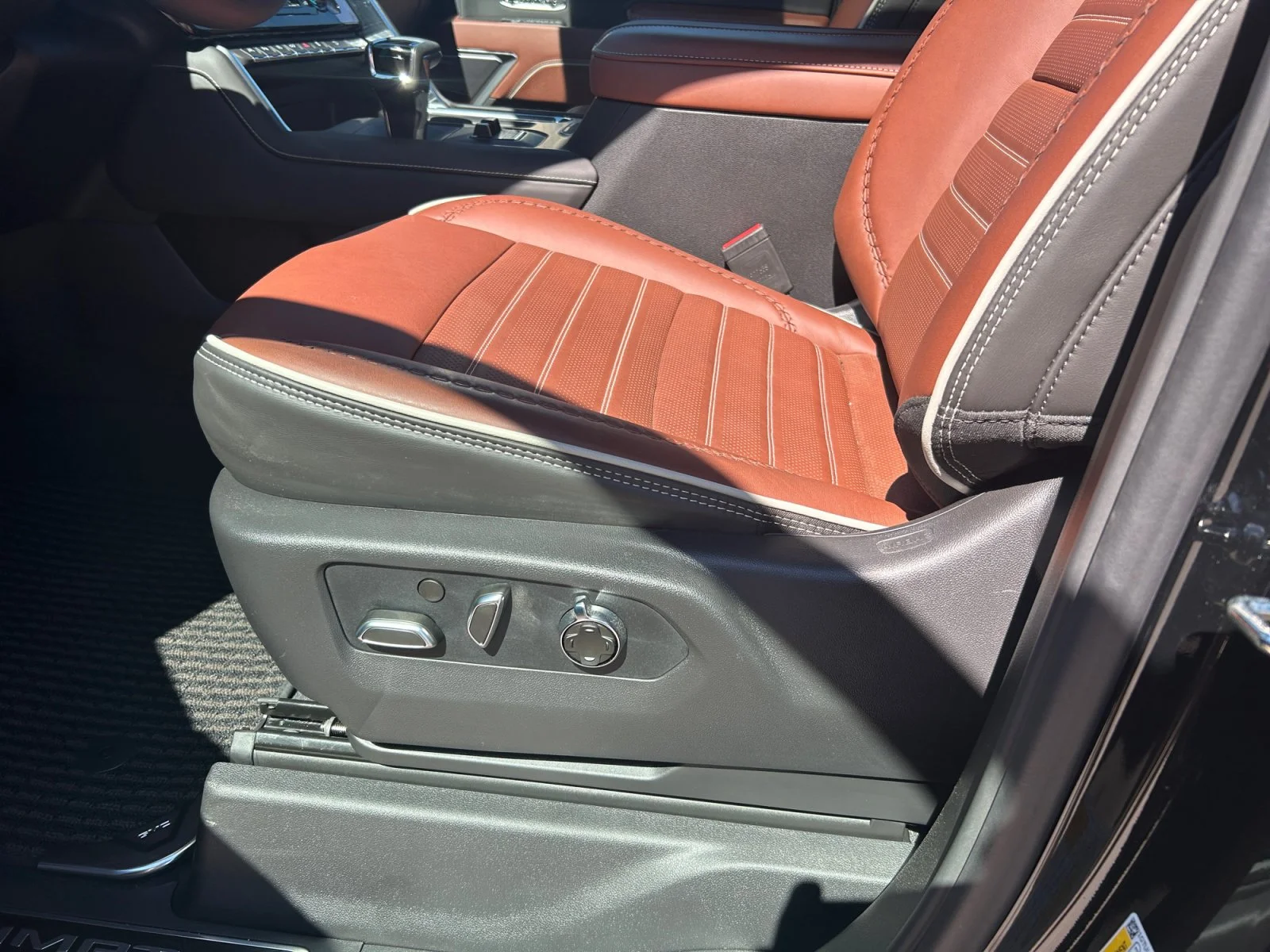 New 2026 Onyx Black GMC Denali Ultimate image 15