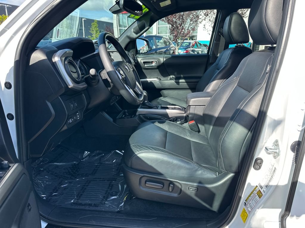 Used 2023 Ice Toyota Limited image 12