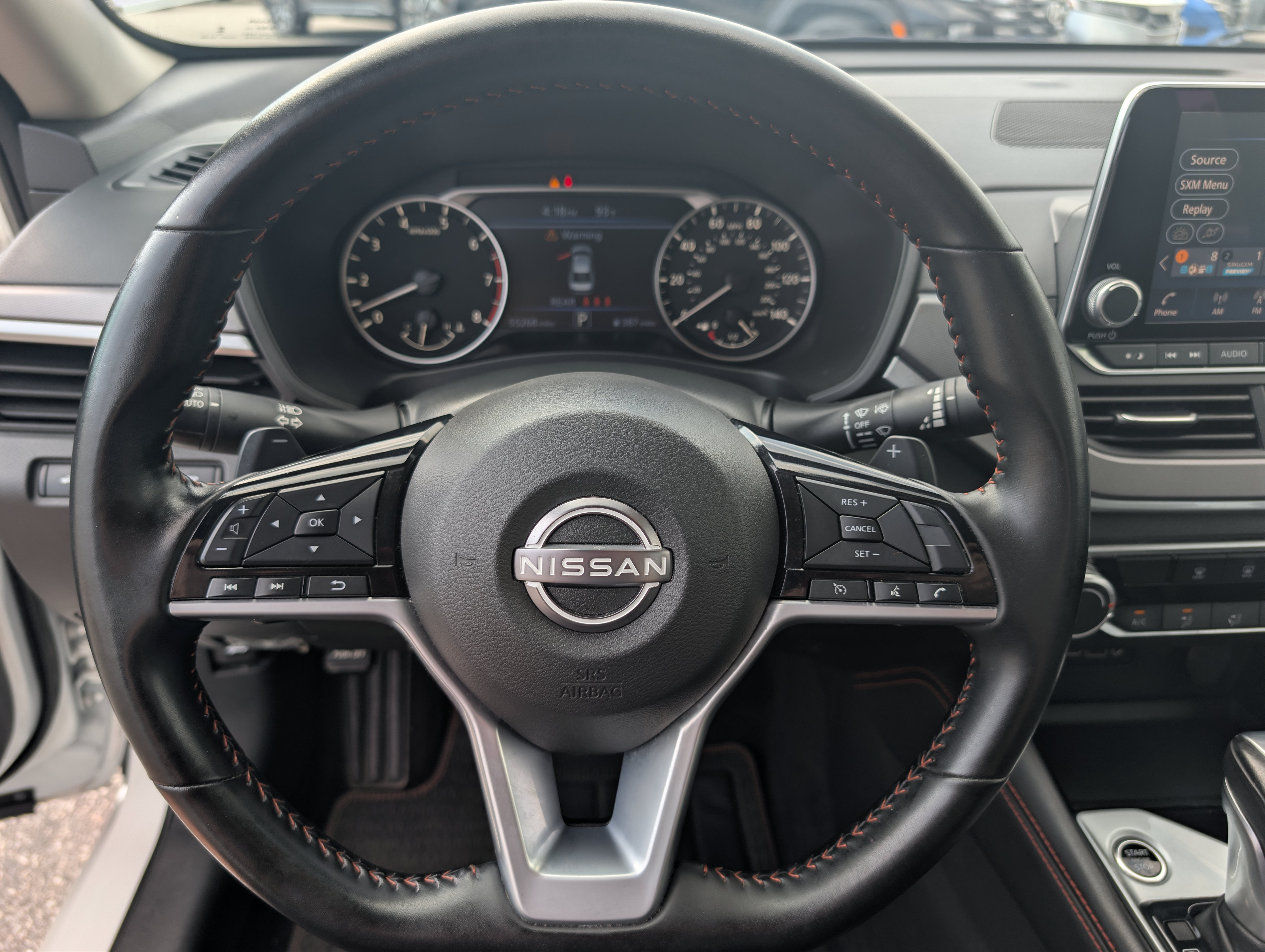 Used 2025 Pearl White Tricoat Nissan SR image 14