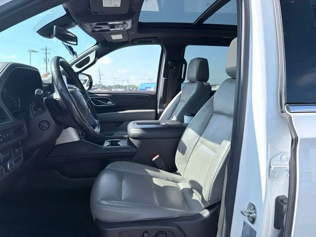 Used 2021 White Chevrolet LT image 10