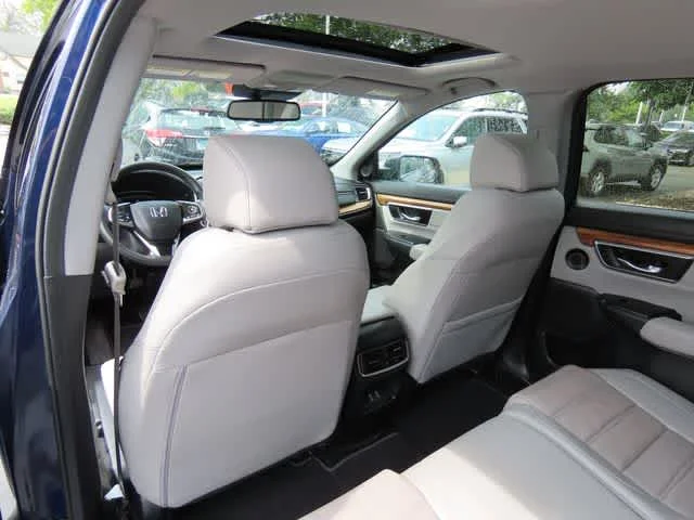 2019 Honda CR-V Touring - Photo 16