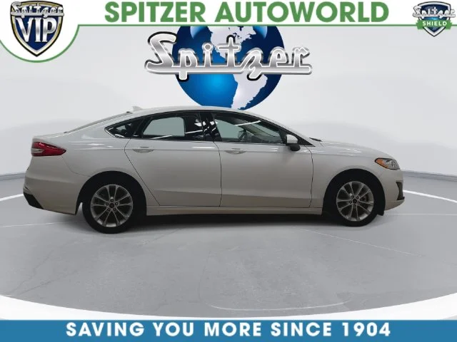 Used 2020 White Ford SE image 17