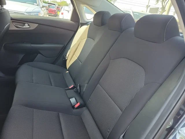 2019 Kia FORTE LXS - Photo 15