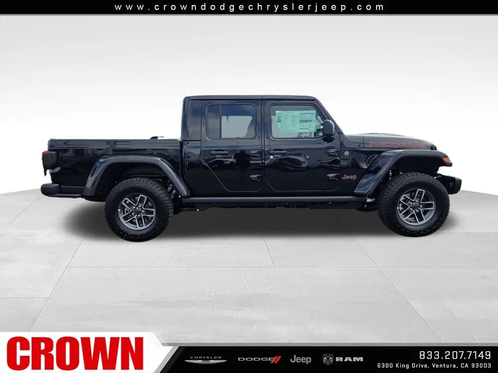 New 2026 Black Clear-Coat Exterior Paint Jeep Mojave X image 4