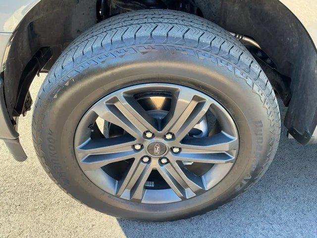 Certified Used 2023 Gray Metallic Ford Lariat image 15