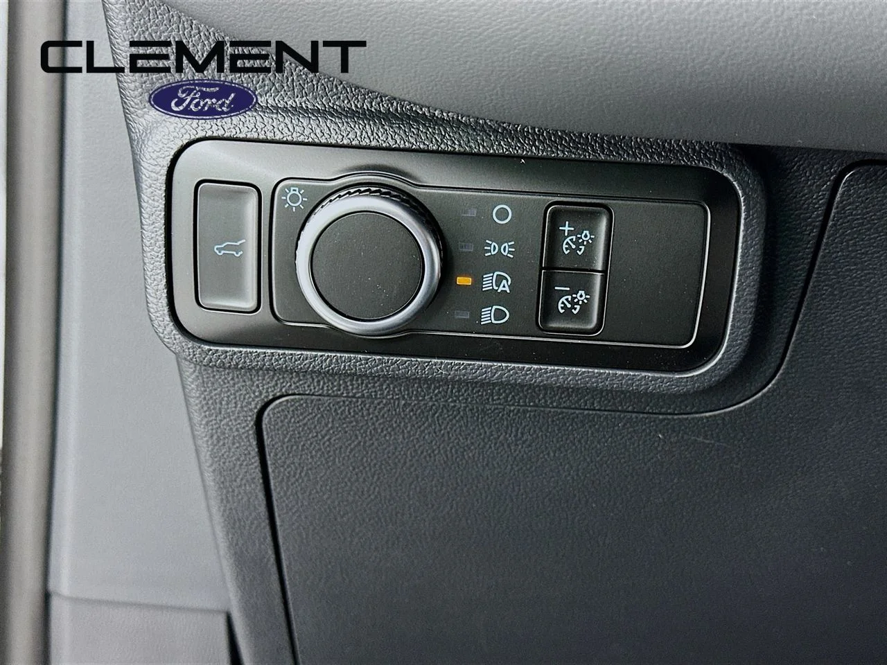New 2026 Carbonized Gray Metallic Ford Active image 13