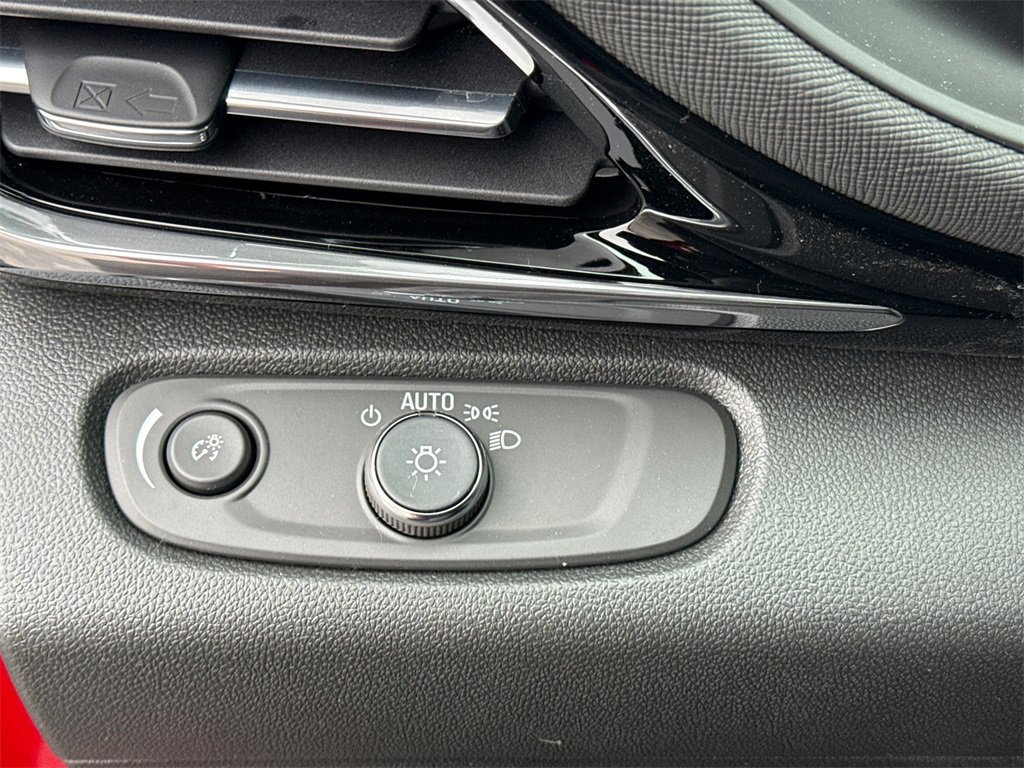 2026 BUICK ENVISTA - Image 15