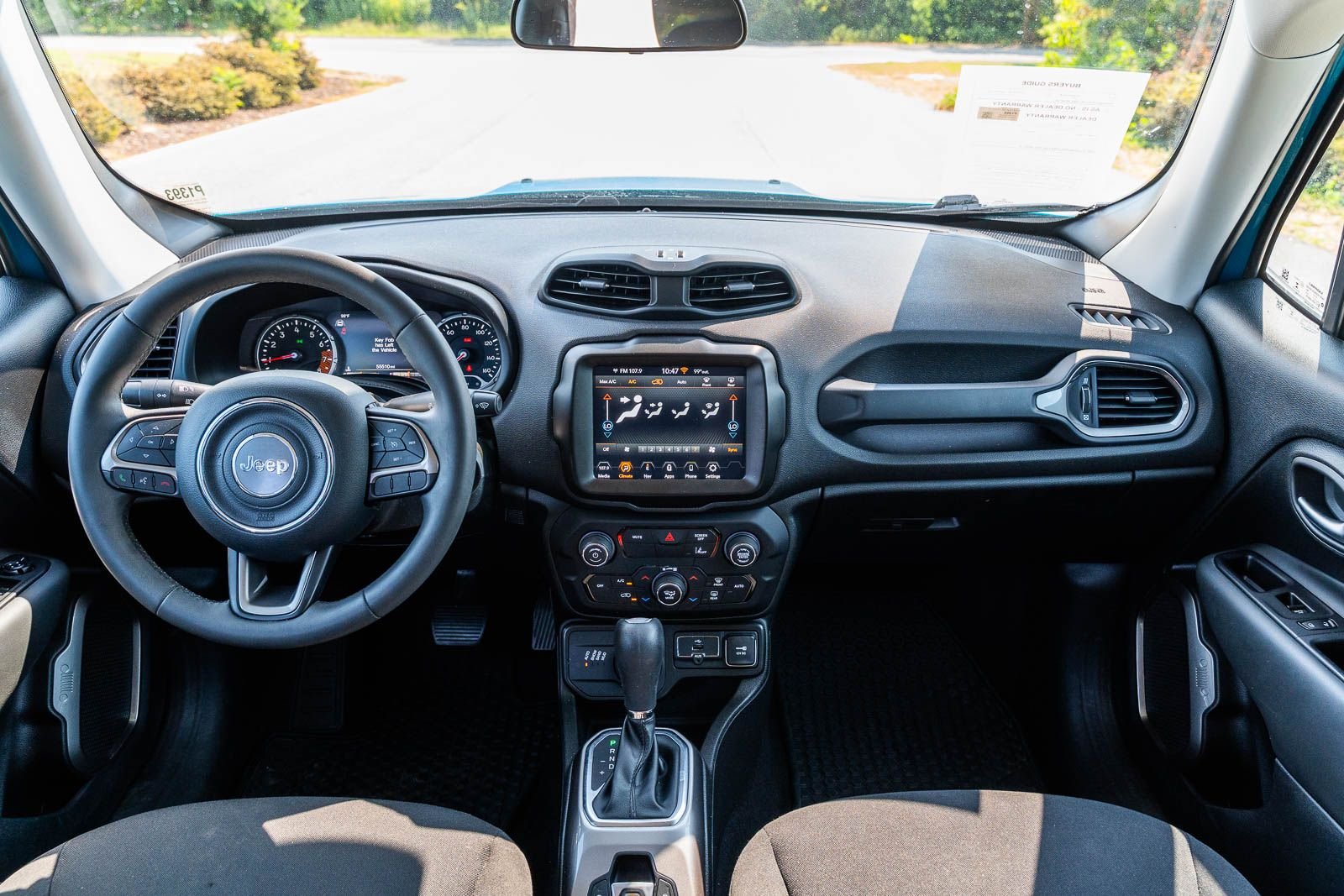 Used 2022 Teal Jeep Latitude image 21