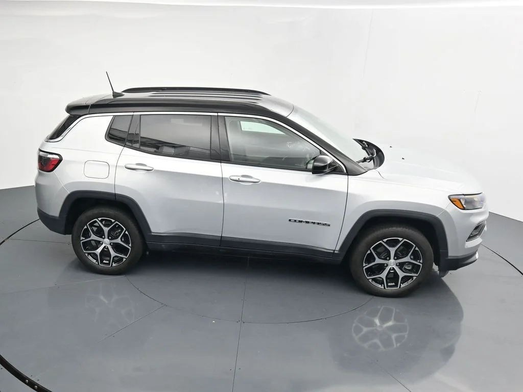 Used 2024 Silver Jeep Limited image 32
