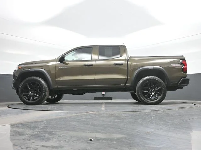 Used 2025 Brown Chevrolet Trail Boss image 20