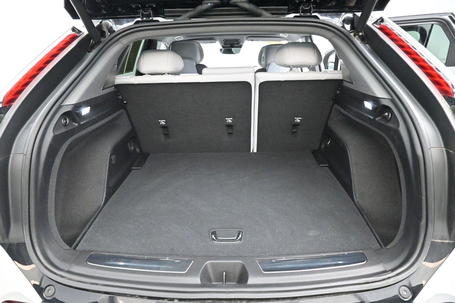 Used 2025 Crystal White Tricoat Cadillac Sport 1 image 9