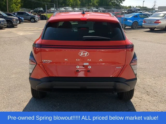 Used 2024 Orange Hyundai SEL image 12