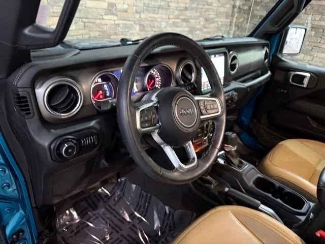 Used 2019 Bikini Pearlcoat Jeep Unlimited Rubicon image 12