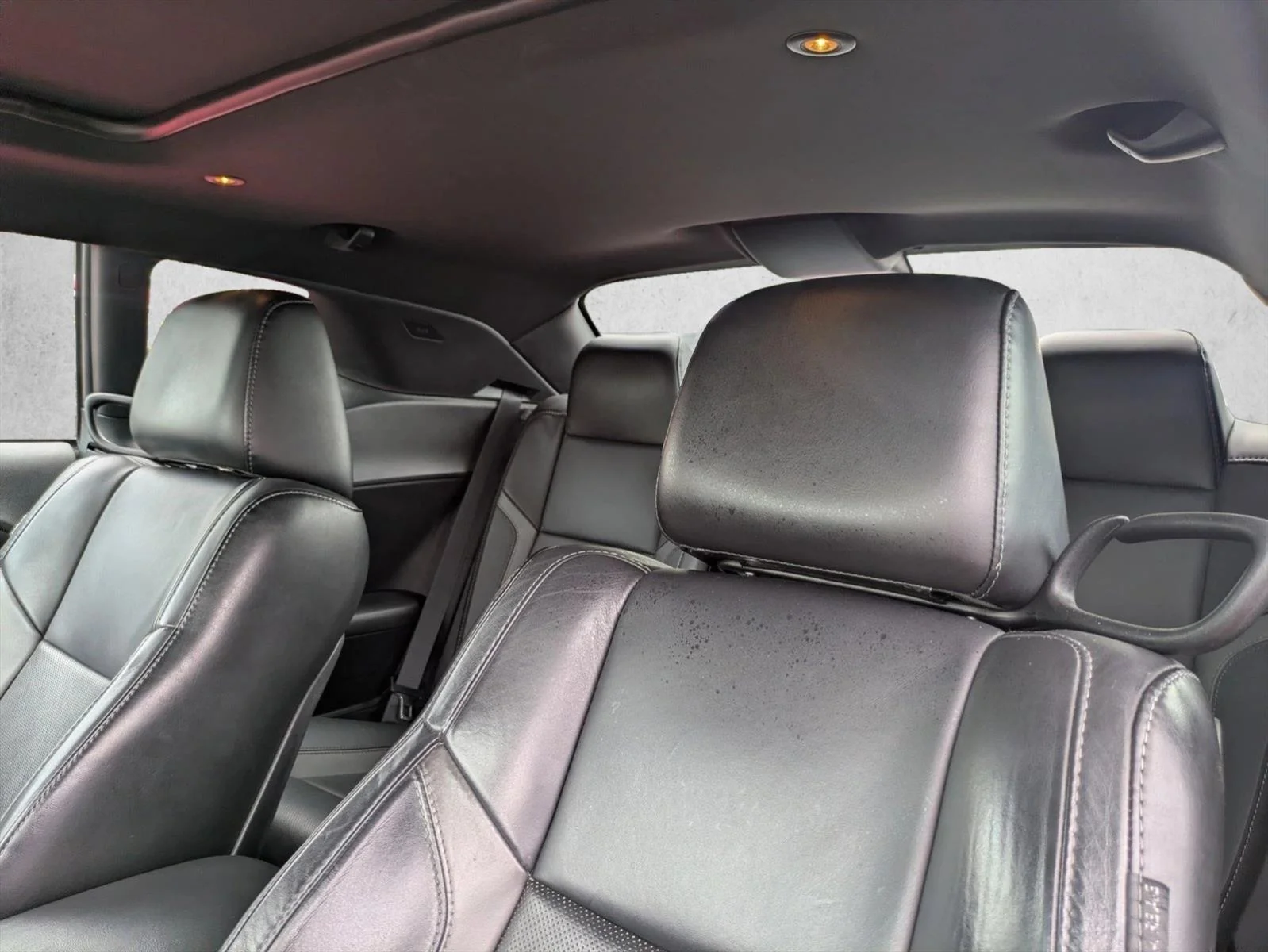 Used 2016 Torred Clearcoat Dodge SXT Plus image 4