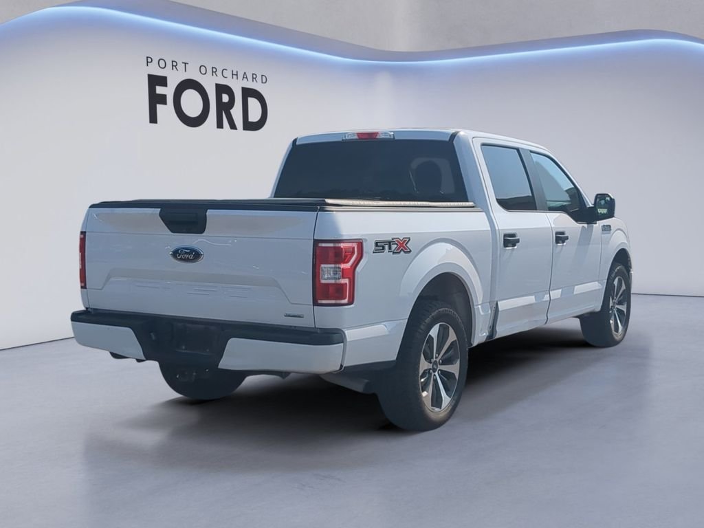 Used 2020 White Ford XL image 7