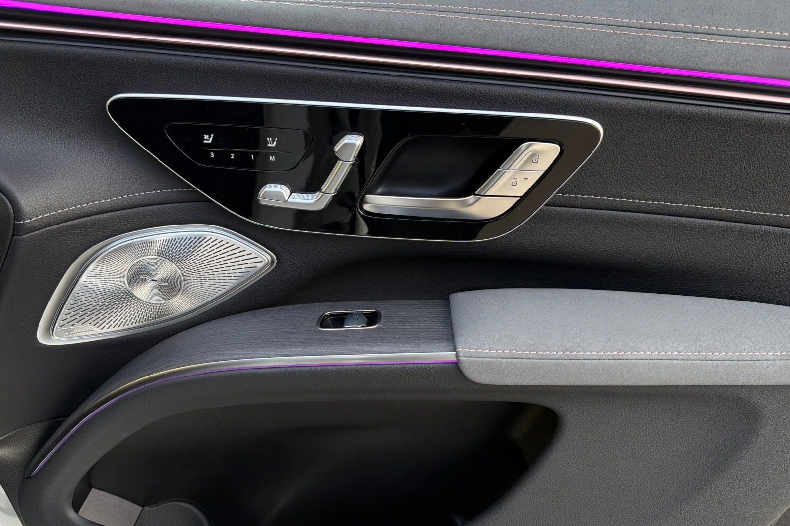2026 Mercedes-Benz EQS SUV Base - Photo 34