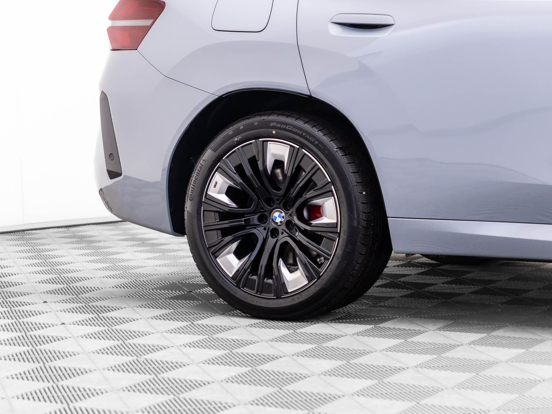 New 2026 Brooklyn Grey Metallic BMW 30 xDrive image 34