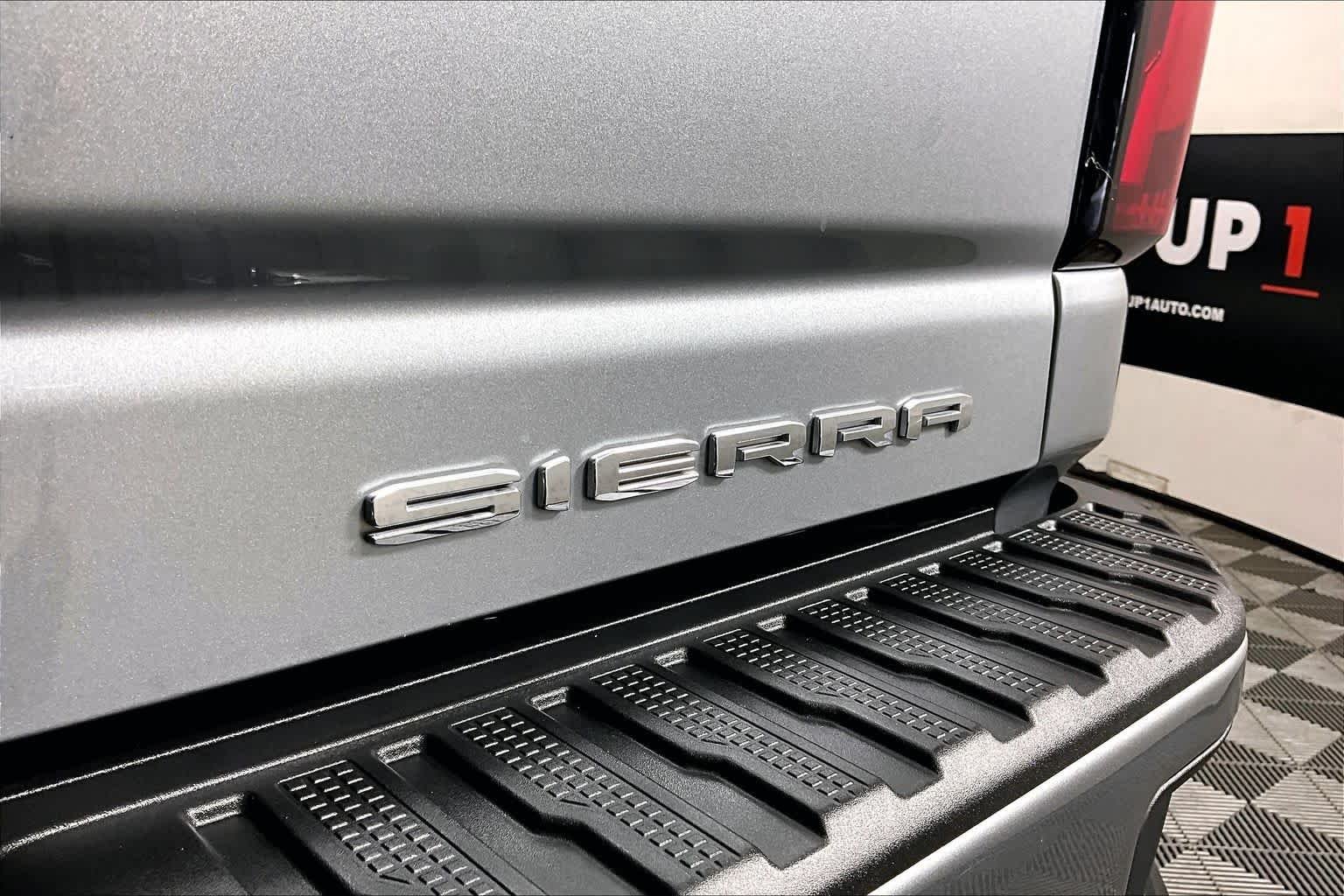 Used 2024 Sterling Metallic GMC Denali Ultimate image 30