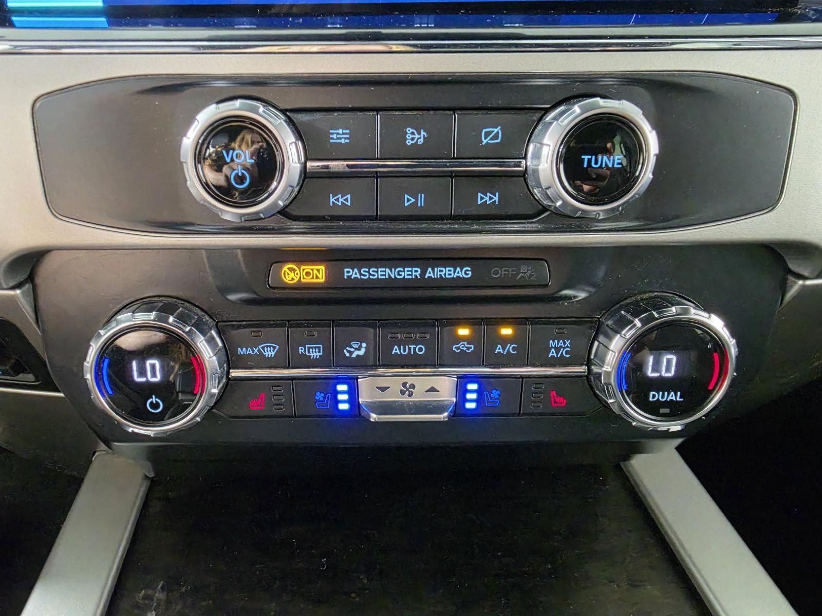 Used 2022 Antimatter Blue Ford LARIAT image 19