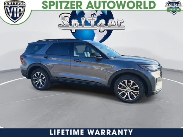 New 2026 Carbonized Gray Metallic Ford ST-Line image 2