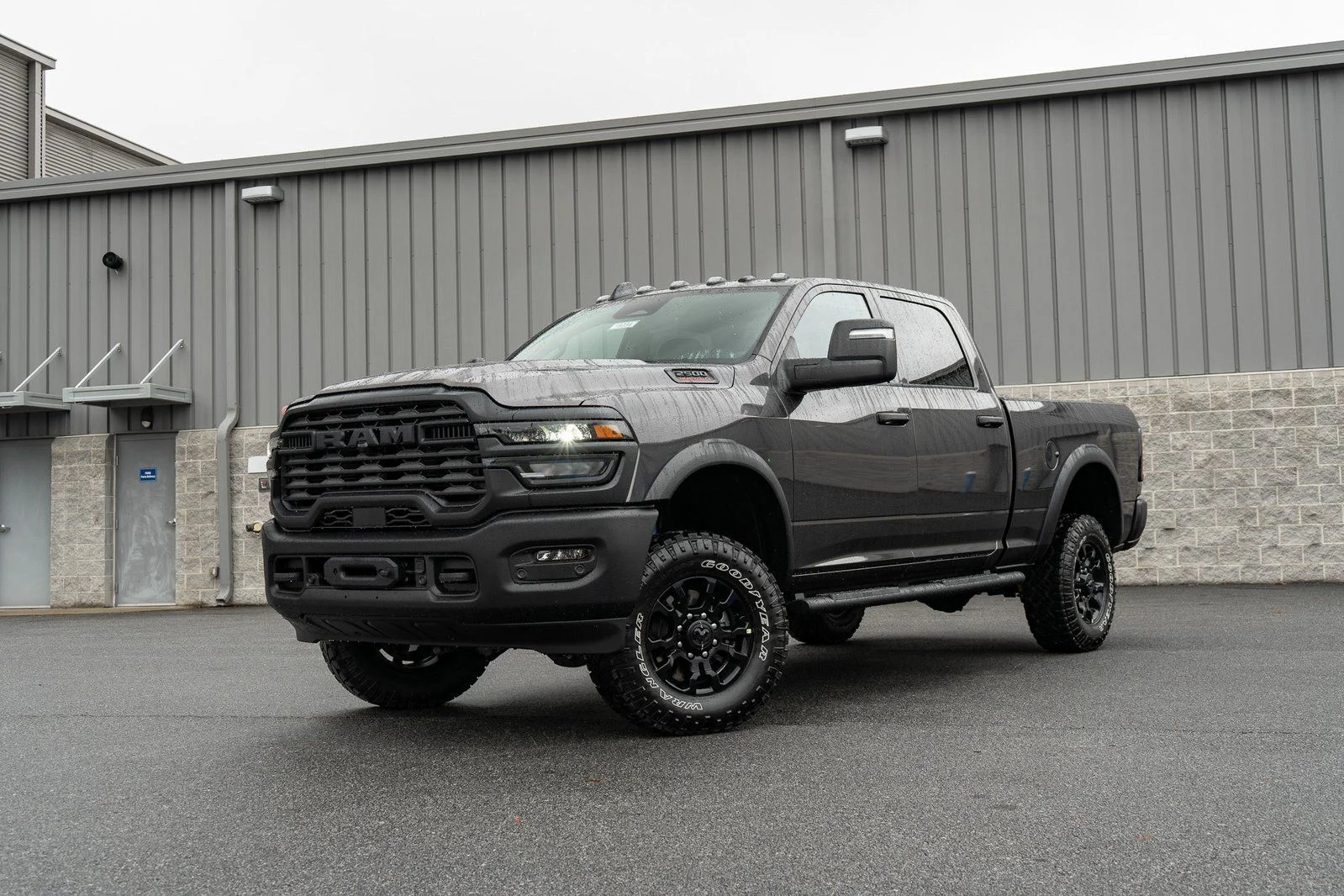 New 2026 Granite Crystal Metallic Clear-Coat Exterior Paint RAM Tradesman image 1