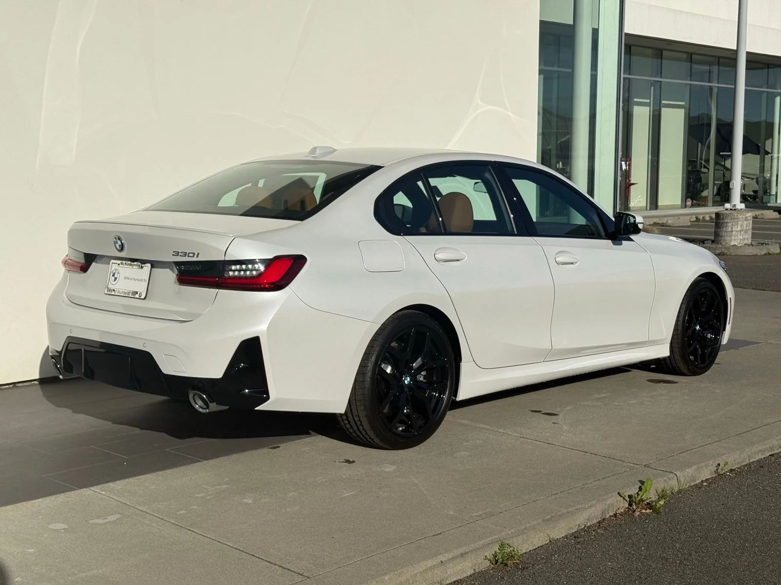 New 2026 Mineral White Metallic BMW 330i image 7