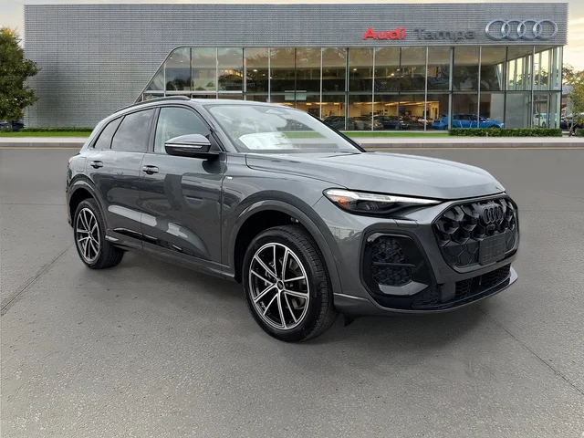 2026 Audi Q5 Premium Plus quattro's photo