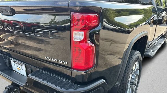 Used 2024 Black Chevrolet Custom image 35