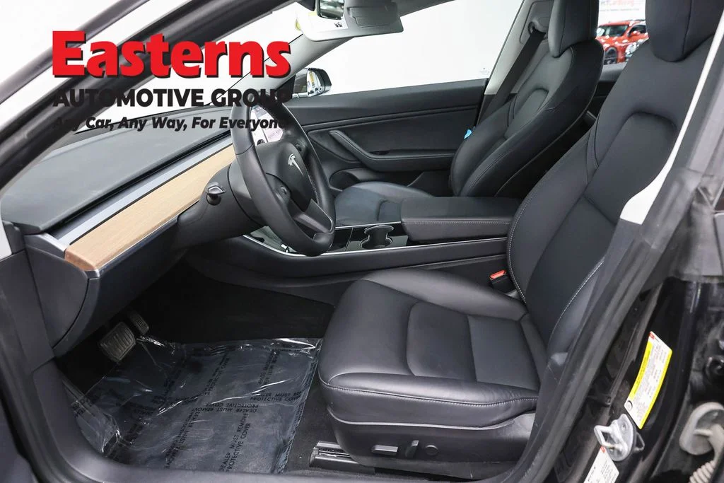 Used 2018 Black Tesla Long Range image 14
