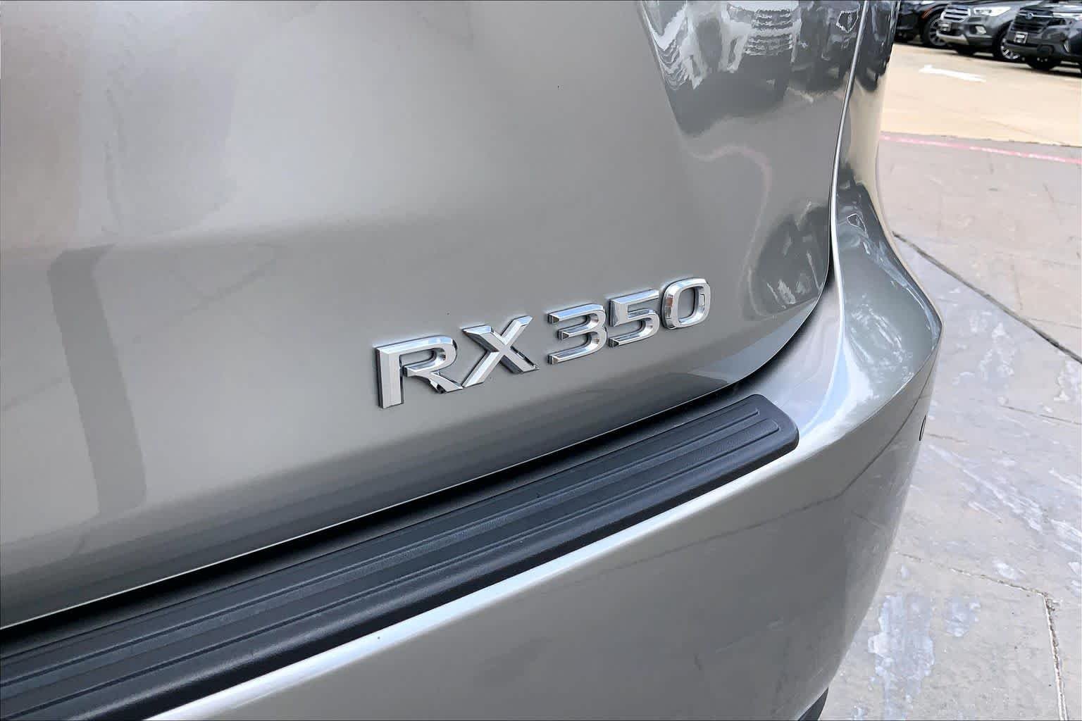 Used 2022 Atomic Silver Lexus  image 10