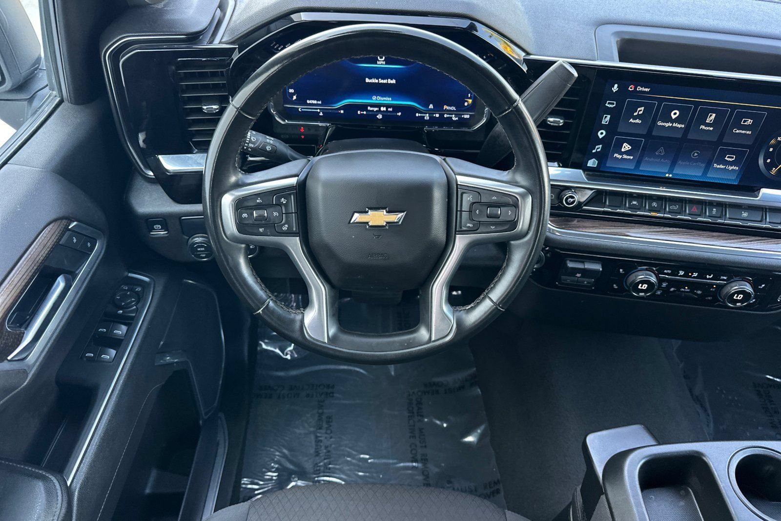 Used 2025 Summit White Chevrolet LT image 17